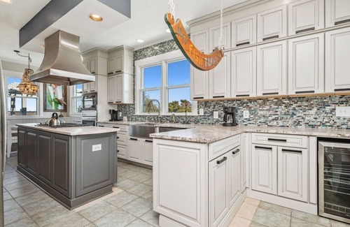 Caswell Beach House | Fairwinds: Inviting Oceanfront Home Built to Entertain