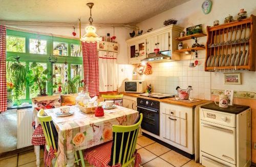 Rhauderfehn House | Fairy Cottage
