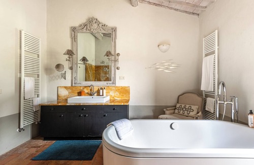 Simignano Other | Fairytale Weekly Reunions/Events Near Siena With Chef/breakfast Service