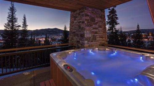 Steamboat Springs House | Falconhead Lodge - South