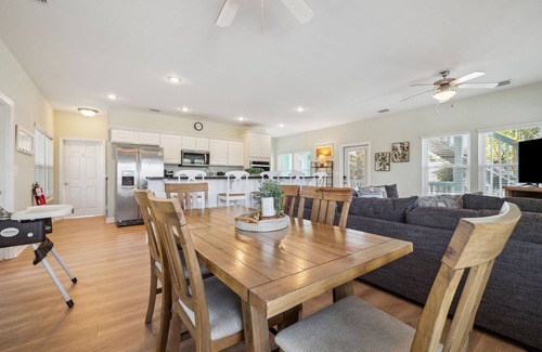 Indian Pass House | Fall Availability! Private Pool! Fenced Yard! Wrap Around Porches with Gulf Views! Shuffleboard!