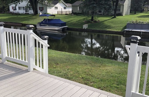 St. Helen House | Fall colors and SXS! Weekends still available!