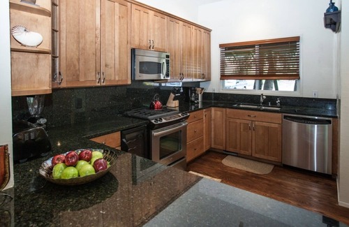 Snowmass Village Condo | FALL COLORS ARE HERE! Charming 2BR/1Bth on the River-Close to Aspen/Snowmass