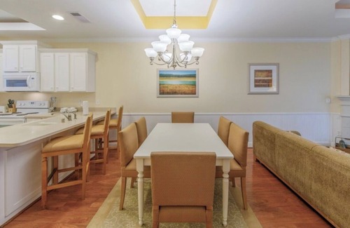 Galveston Resort | Fall Holiday Galveston Getaway sleeps 6