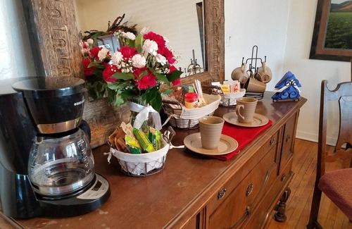 Los Duranes House | Fall in Albuquerque is ideal!