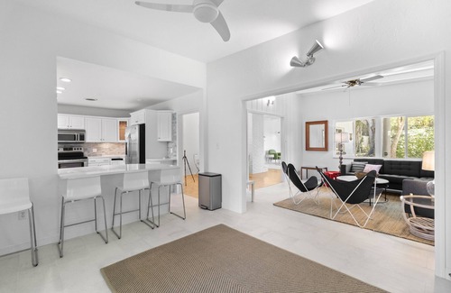 Palma Sola House | FALL IN LOVE! Spotless & relaxing pool home mins from Anna Maria! Pet friendly!