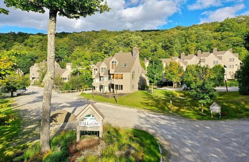 Central Vermont- Killington House | Fall Line Condos by Killington VR - 1 Bedrooms