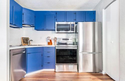 Auburn House | Fall Rate Special! Auburn Stay & Play