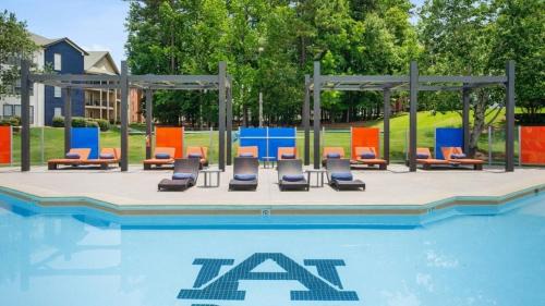 Auburn House | Fall Rate Special! Auburn Stay & Play