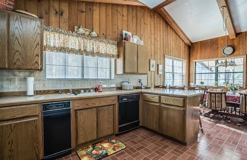 Greer Cabin | Fall Special! Summit Pines | 6BR Family Retreat