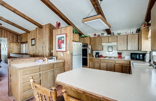 Greer Cabin | Fall Special! Summit Pines | 6BR Family Retreat