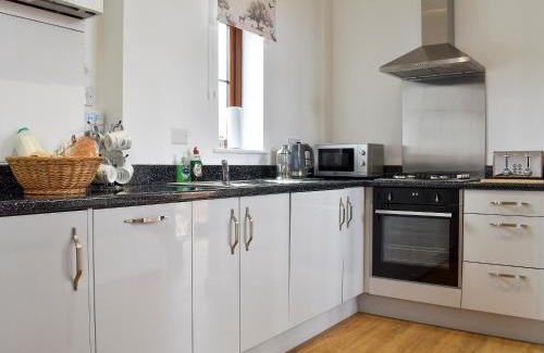 Hadleigh House | Fallow Cottage - Uk33488