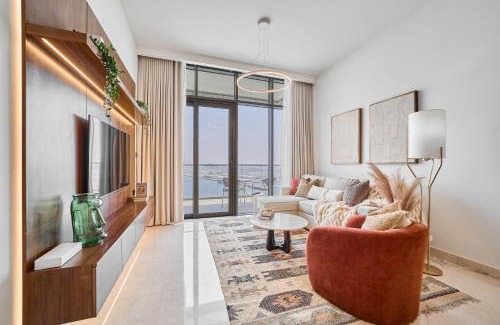 Dubai Maritime City Apartment | FAM Living 1BR Sea View Escape at ANWA Dubai Maritime City