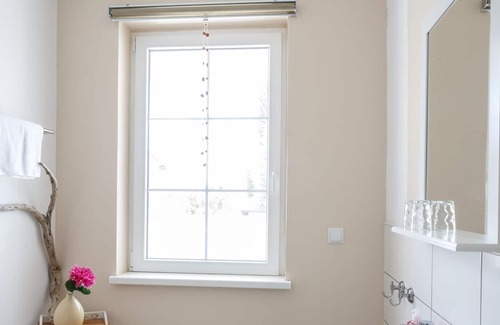 Morbisch am See Cottage | Familien-suite mit Balkon,hofseite, 2 Schlafräume - Pension Laubenhof