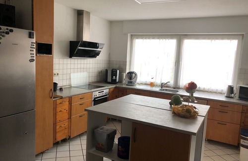 Fredenbeck Apartment | Familien- und Haustierfreundliche Wohnung in Fredenbeck mit Dachterrasse & Kamin