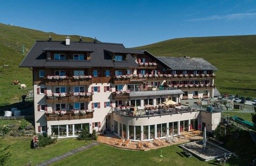 Falkert House | Familiensuite Typ "heidi-suite" - Heidi-hotel Falkertsee