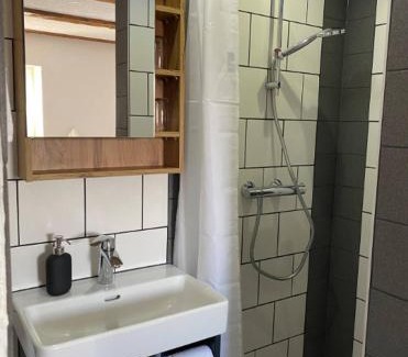 Polsingen House | Familienzimmer mit Bettenlager