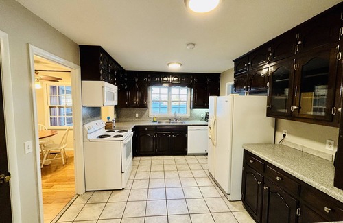 Lincoln House | Families Love Frank’s Lakehouse @ Sunset Estates