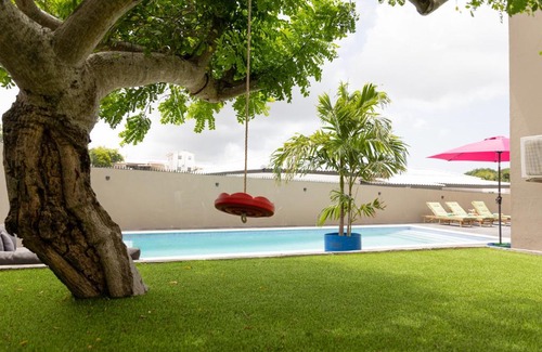 Willemstad House | Familiewoning met privé zwembad