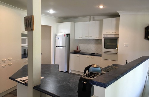 Port Macquarie House | Family and pet friendly beach house