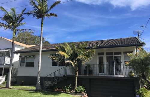 Port Macquarie House | Family and pet friendly beach house