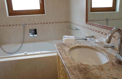 San Cassiano Apartment | Family and Wellness Residence Ciasa Antersies