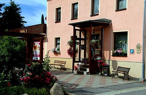 Koenigswalde Apartment | Family apartment Haustein in the UNESCO World Heritage region