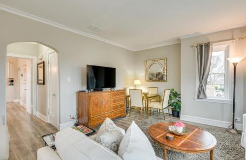 Evanston Apartment | Family Apartment with Deck and Yard Near Northwestern