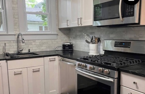 Manasquan House | Family beach house! 6 min bike ride to beach & ONE block to town!