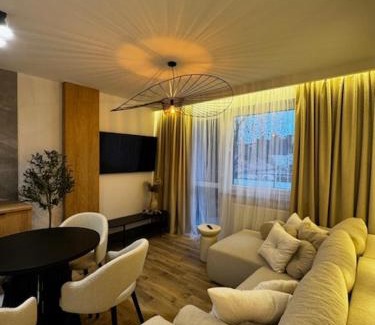 Ursynow Apartment | Family & Business Apartments PREMIUM No1 - 1 Bedroom with Private Jacuzzi, Balcony, Parking