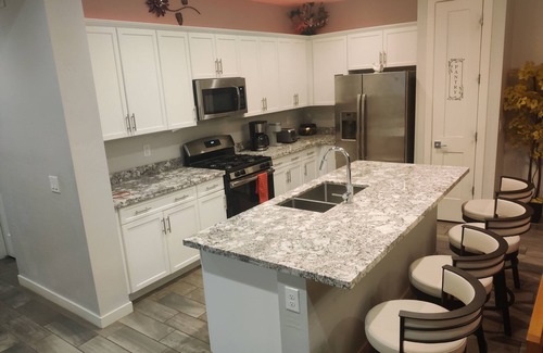 Maricopa House | Family /Business Friendly House with A Class