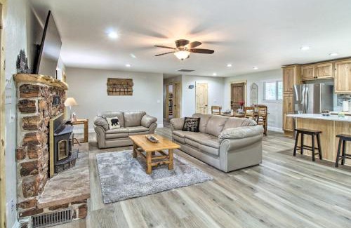 Pinetop House | Family Cabin with Game Room! 32 Mi to Sunrise Resort