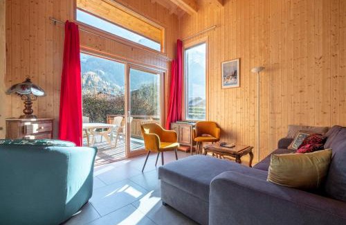 Les Bossons Ski Chalet | Family Cottage With Balcony In Chamonix