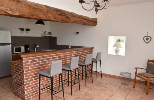 Cressanges Cottage | Family cottage with wifi and shared pool in Cressanges