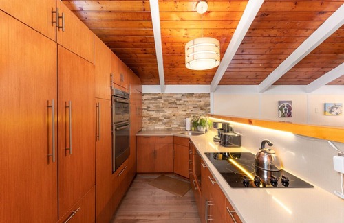 Bartlett Ski Chalet | Family & dog friendly ski chalet with fire pit
