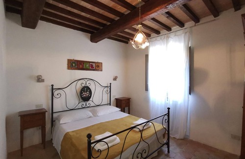 Montone Other | Family flat with terrace