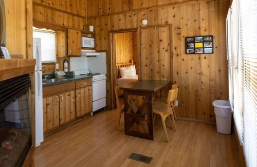 Cadiz Cottage | Family Fort 95 - Dog Friendly