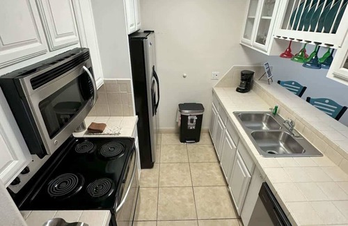 South Padre Island Apartment | Family Friendly Condo w/Pool—South Padre Island