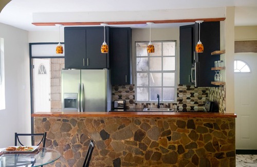 Barroui House | Family-friendly environment with panoramic views of the mountains