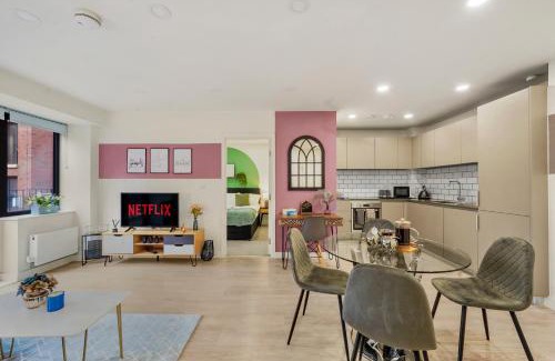 Bedford Apartment | Family Friendly 2BR in Bedford, Parking, Free Wi-Fi, Gym and Cinema room