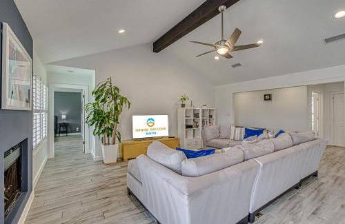 West Oak Hill House | Family-Friendly 3BR w Private Pool & BBQ in SW Austin