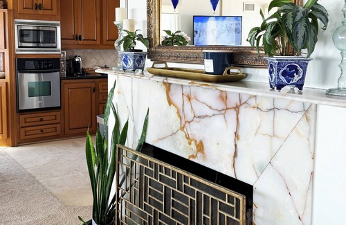 Balboa Peninsula House | Family Friendly Beach Front Property with Large Patio