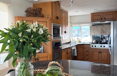 Balboa Peninsula House | Family Friendly Beach Front Property with Large Patio