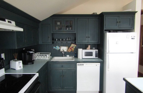 Fairhaven House | Family Friendly Beach side Fun