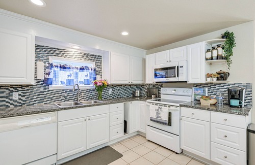 Centralia Cottage | Family-Friendly Cottage w/Playground in Centralia