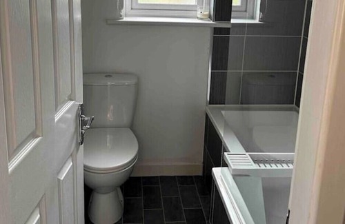 Alexandria House | Family Friendly Detached 2 bed Home, Loch Lomond