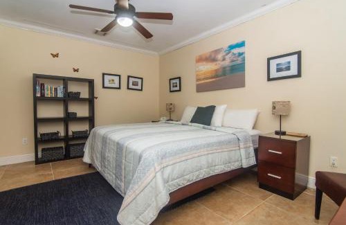 Oranjestad-West Apartment | Family-Friendly Divi Golf Resort Steps to the Beach and Pool