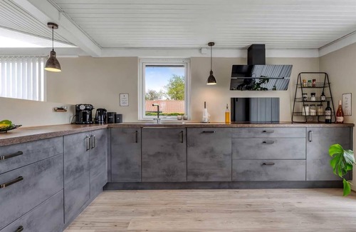 Nordstrand House | Family-friendly activity house by the sea