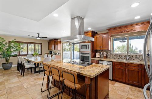 Coronado Foothills Estates House | Family Friendly Foothills 6 Bedrooms Sleeps 24
