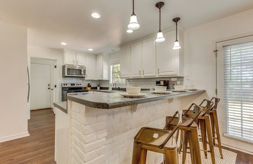 Mobile House | Family-Friendly Home: 6 Mi to Downtown Mobile!